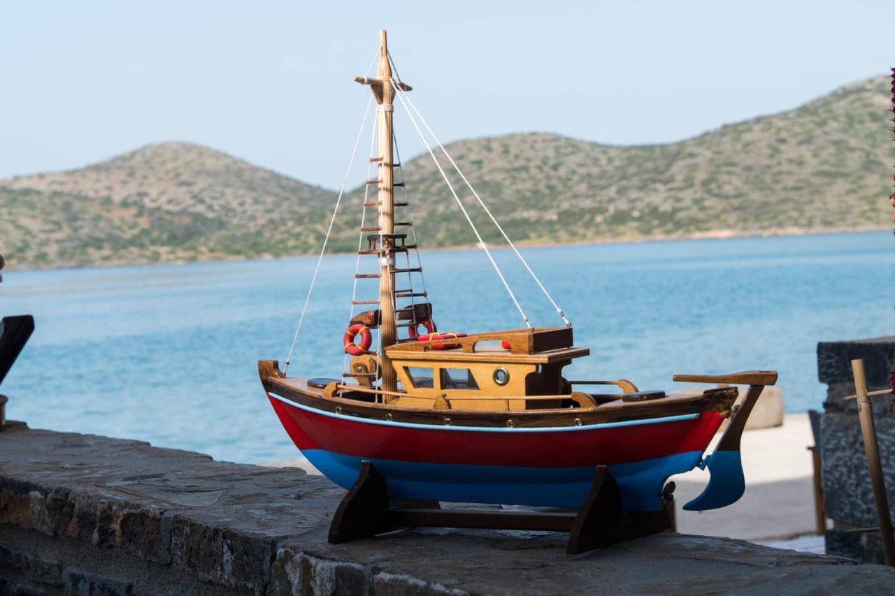 فيلا Iliana Sea Side House إيلوندا المظهر الخارجي الصورة